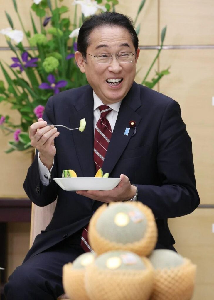 岸田首相「😁」