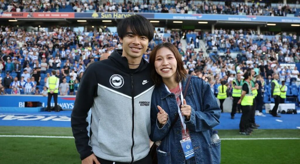 【サッカー】日本代表・三笘薫、誕生日に愛妻を初公開　反響拡大　顔出しに「すごく推せる」「びっくりした」