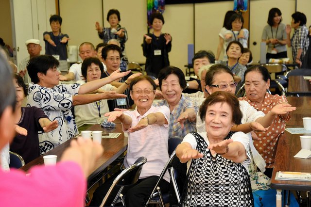 【厚労省】介護費用の総額11.5兆円　過去最多更新　利用者も増加