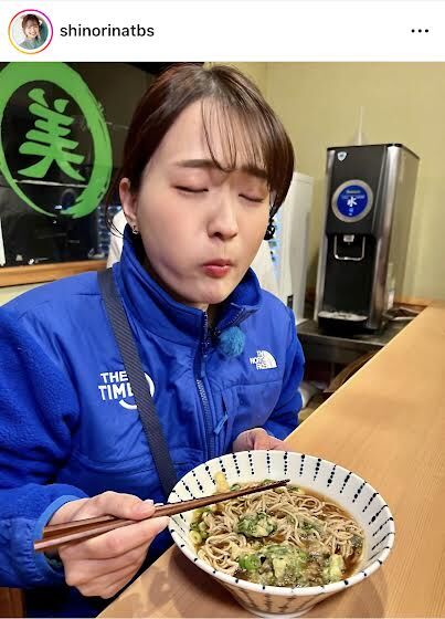 【女子アナ】TBS篠原梨菜アナの「コロッケそば」の正しい食べ方　早朝グルメ　杉山アナ「食べ方がうまい！」