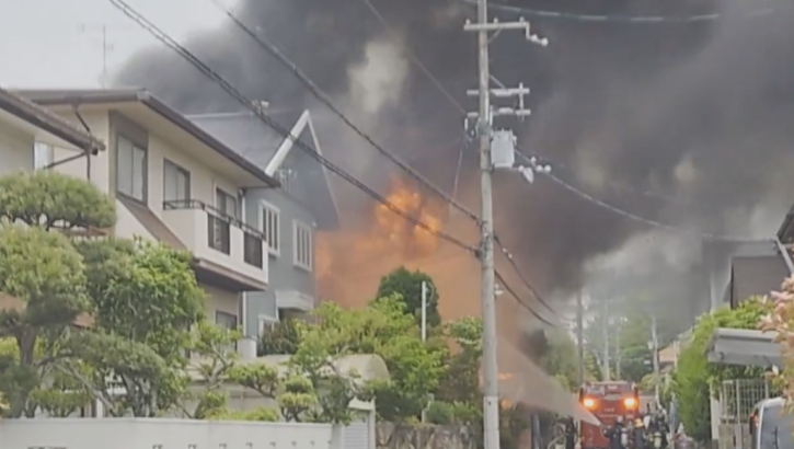 【兵庫】電動工具のバッテリーから出火か　「充電器から発火し、じゅうたんに燃え移った」