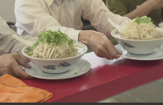 【ラーメン】「ラーメン業界に危機！ゴマ高騰で担々麺がピンチ、倒産店続出の背景とは？」