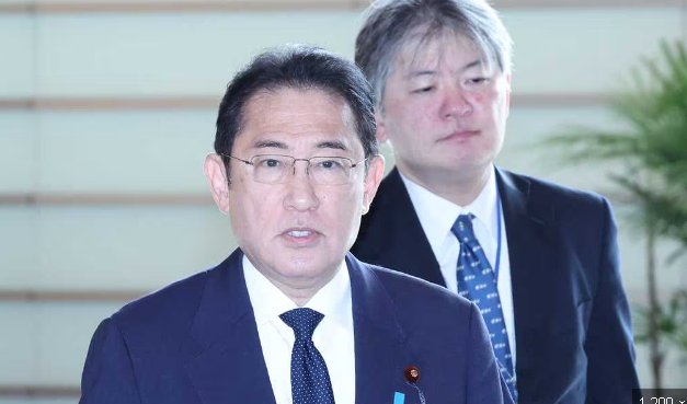 岸田文雄首相、派閥裏金事件を陳謝「自民党は変わらなければ」　自民女性局会合で