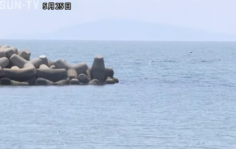 【悲報】「ちょっとオール取ってくる」　海に入ったまま戻らず行方不明