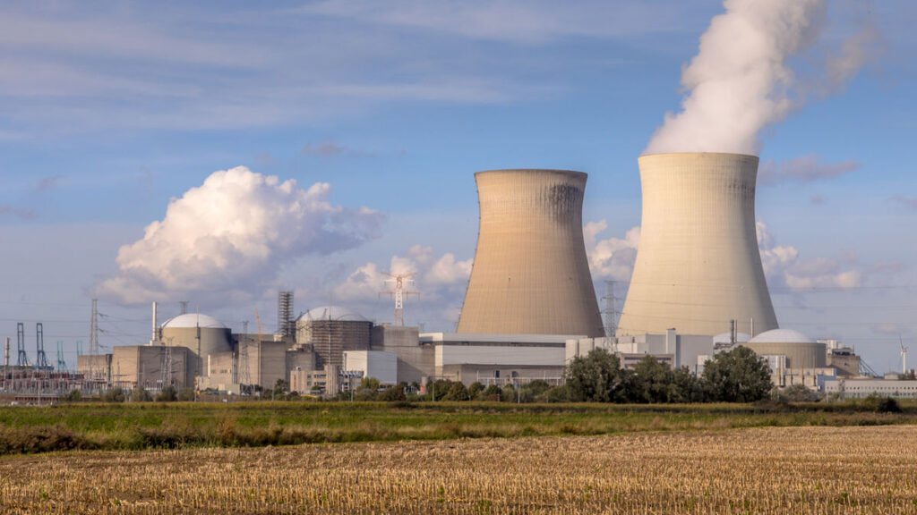 【フランス】仏新型原発の稼働認可　今夏にも、12年の遅れ