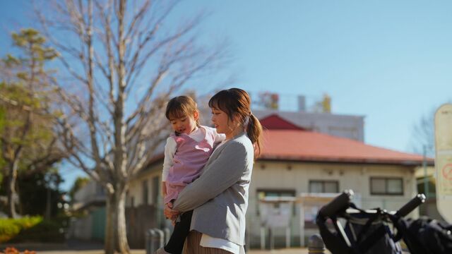 【社会】「子育てと仕事の両立はしんどい」VS「子持ち様は迷惑」　結局のところ、子育てと仕事の両立なんて無理