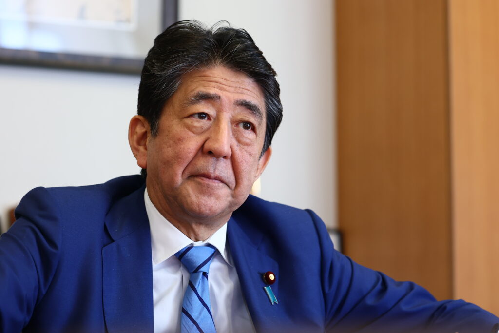 安倍元首相が正論「1ドル三百円になればあっという間に経済回復していく」