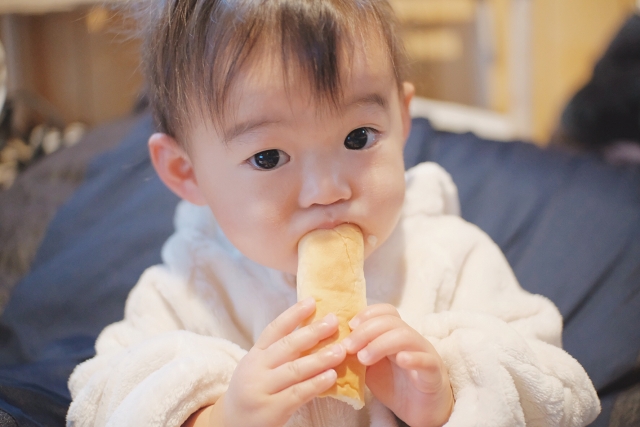 【菓子パン】保育園児の朝食、菓子パンでいいの？保育士が解説「朝食でもっとも大事なこと」