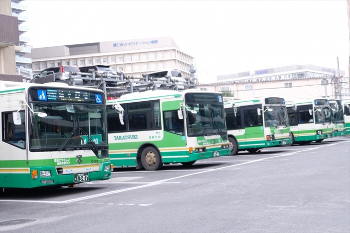 【高槻】市バス運転手が『ドラレコ』盗んだ疑いで逮捕…当て逃げ事故を隠ぺいする目的か…動機は「職場への嫌がらせ」と説明（大阪）