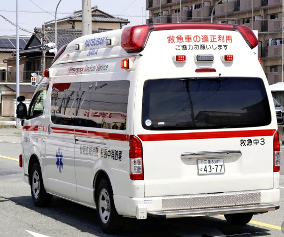 【物議】救急車呼んで入院しなかったら…7700円徴収します　市民から賛否