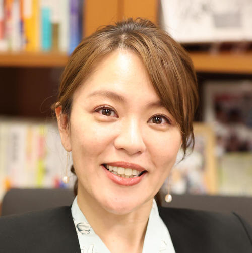 今井絵理子「新しい沖縄の幕開け」　→パさんらガチギレ