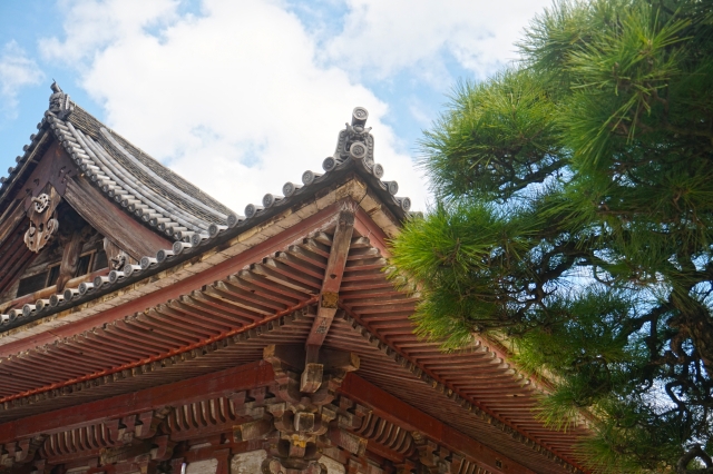 再）中国人富豪さん、日本の神社仏閣の買収を開始。。。東京で一番デカい火葬場も買収済み