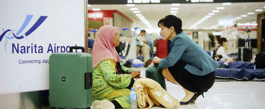 成田空港「東京のみなさん、成田空港はアットホームな職場です」