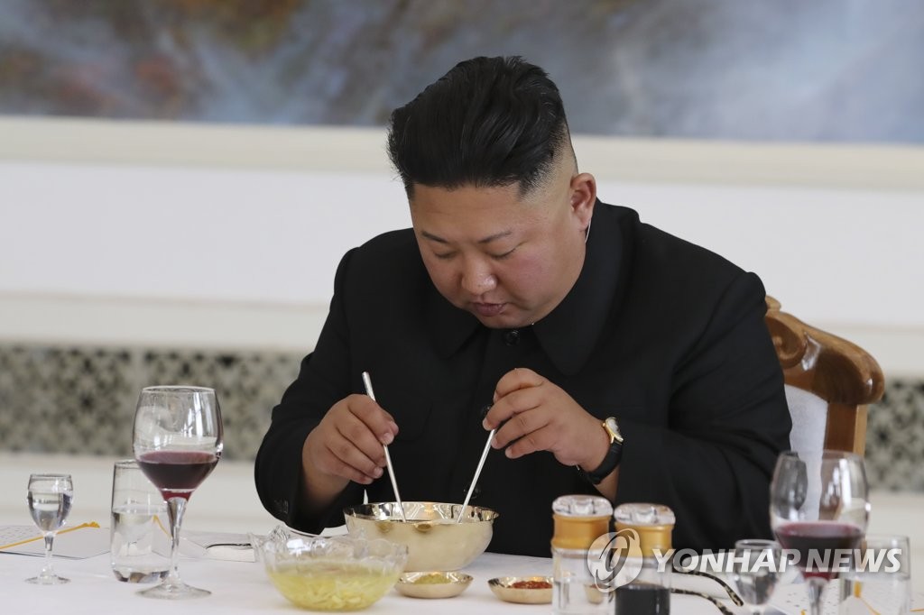 DPRK(北朝鮮)で､茹でる必要がなく水でほぐすだけで簡単に食べられる｢清水冷麺｣と呼ばれる麺が人気を博す