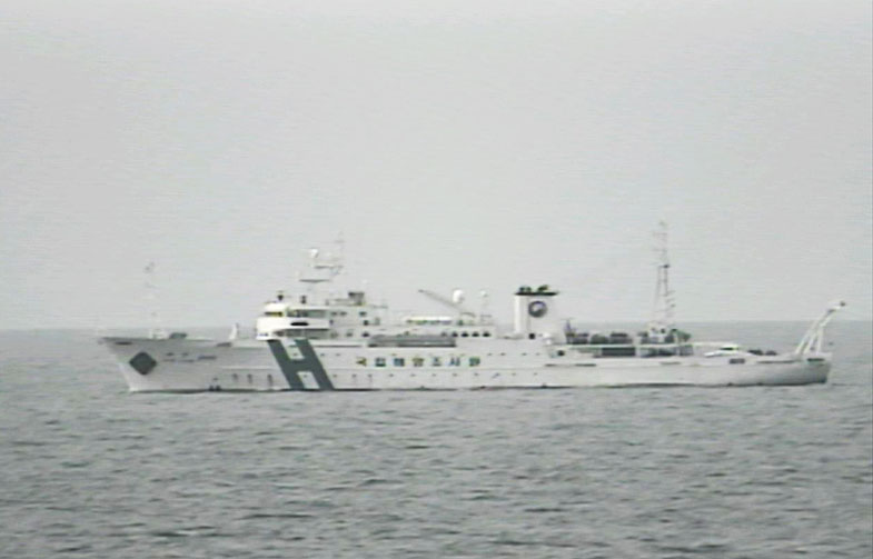 韓国調査船が竹島南方で再び調査、政府抗議