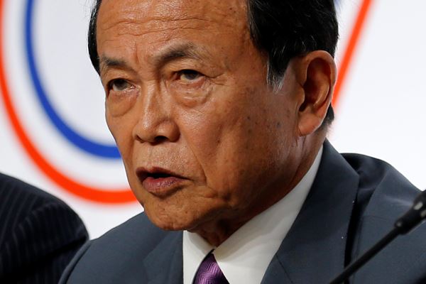 ｢脱派閥の小泉さん、麻生さんに頭を下げるのか｣教育・前原代表