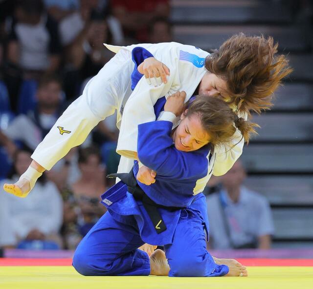 【パリ五輪】柔道女子・高市未来　涙の2回戦敗退…　大ケガ乗り越え3度目五輪もメダルに届かず「難しいな…何度挑んでも…」