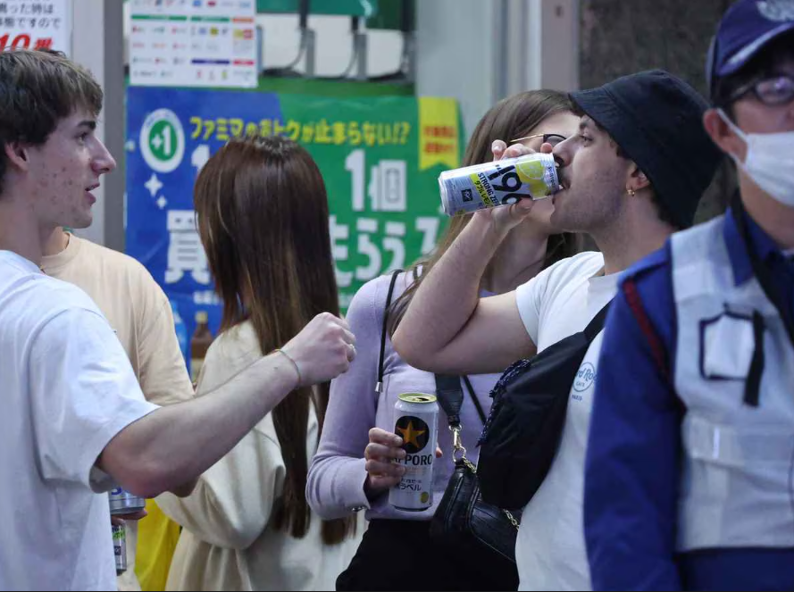 【カオス】渋谷で「路上飲酒禁止」条例成立　爆音の音楽、溢れ返るごみ、狂乱の外国人　迷惑行為抑止へ前進