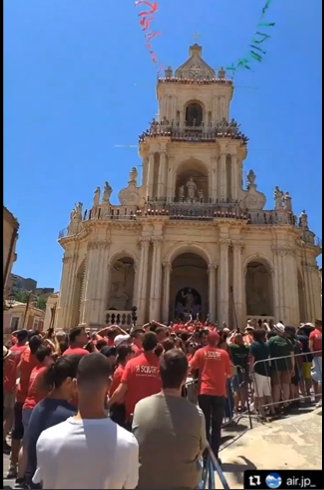 イタリア「日本よこれがお祭り騒ぎだ」