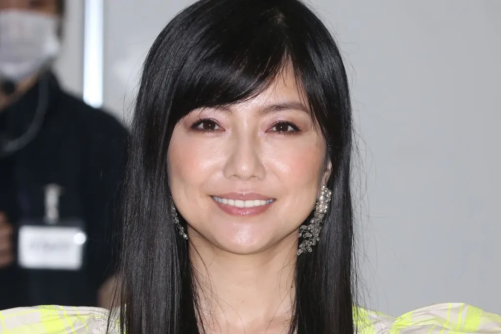 島谷ひとみ　イケメン50代経営者と極秘結婚していた！数年前に入籍も「公表しなかった理由」