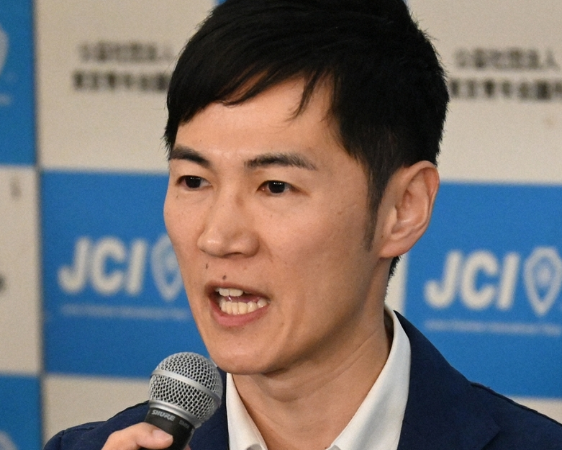 【苦言】　石丸氏の「女、子供に容赦」発言に映画評論家の町山氏が猛反発!インタビューは相手をやっつける場じゃない