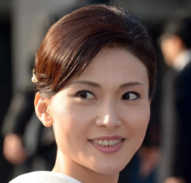 元衆院議員 金子恵美 『女の敵は　女　』