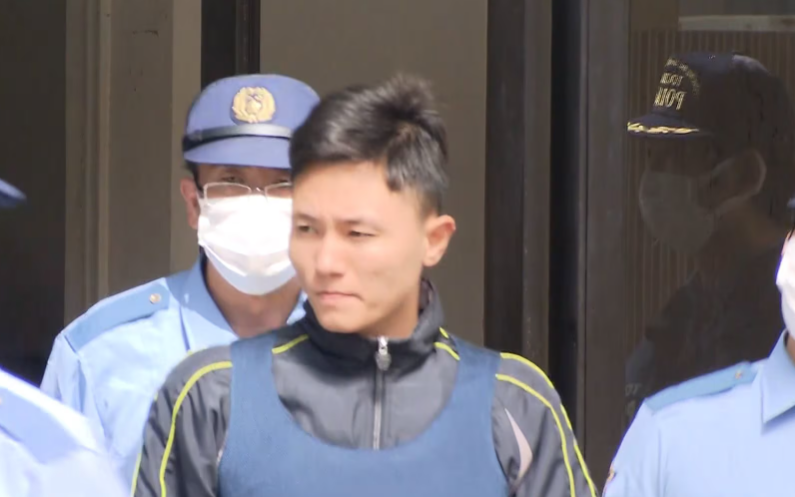 【悲報】ベトナム人、警察署の天井を破壊して脱走