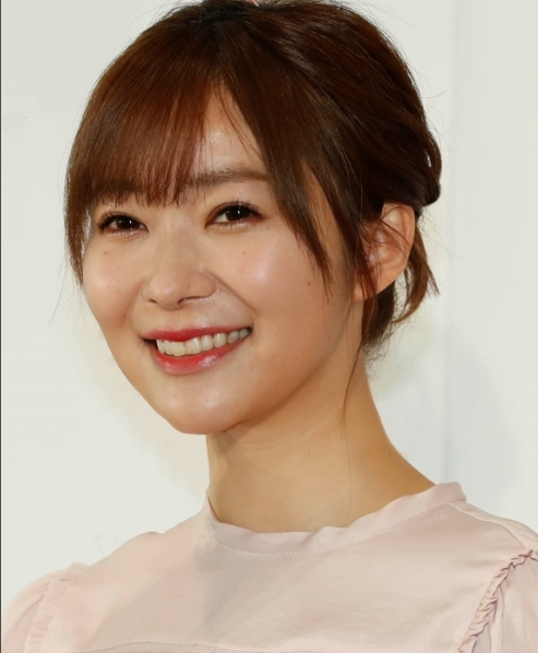 【芸能】フワちゃん暴言で《さっしー》がトレンド入り…裏垢疑惑で指原莉乃、アンミカ、青山テルマ　フワちゃんの"親友"たち戦々恐々