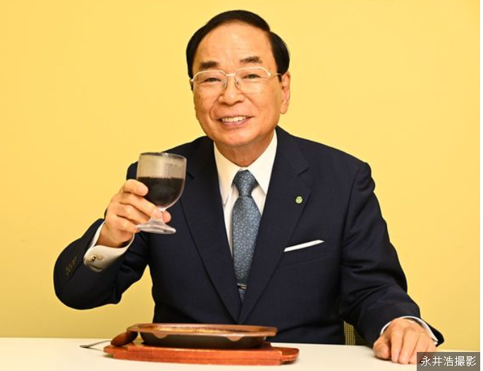 サイゼリア会長「今の日本は24時間温かく美味しいものが食べられる店が無い。24時間営業しようと思う」