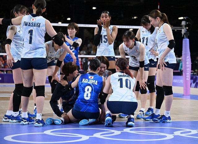 【パリ五輪】願い通じず　バレー女子　2大会連続1次リーグ敗退…米が仏から第1セット奪取　古賀紗理那は現役引退