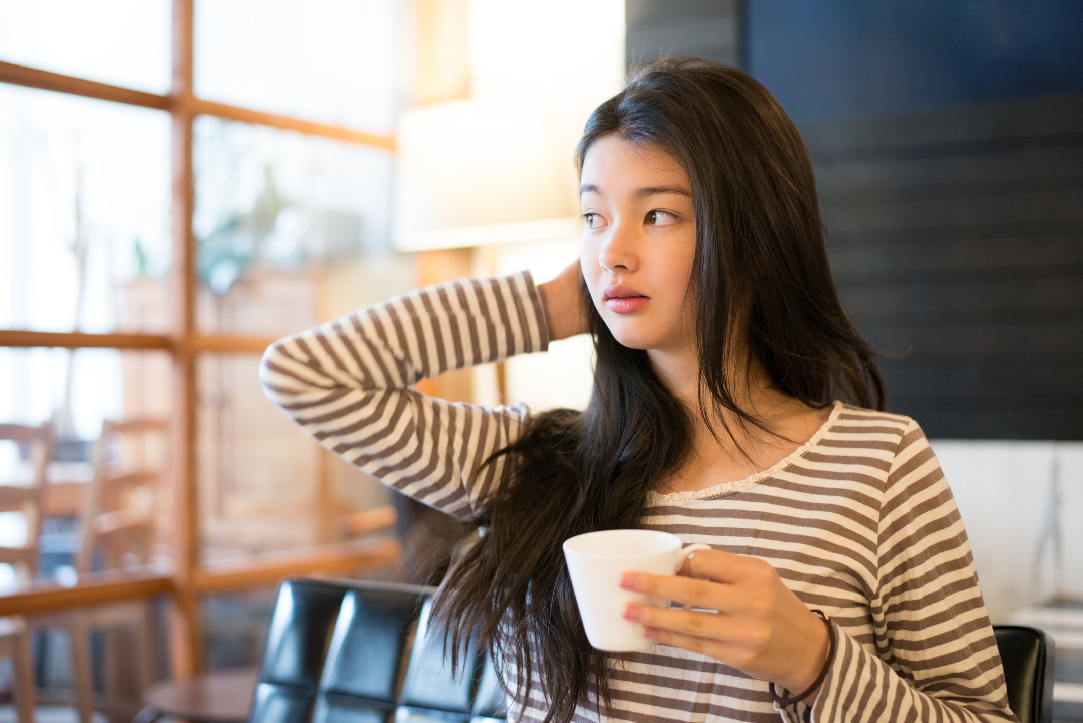 「カフェイン飲料+甘味」で体内時計に大きな遅れ、広島大学の研究で明らかに──昼夜逆転したマウスも