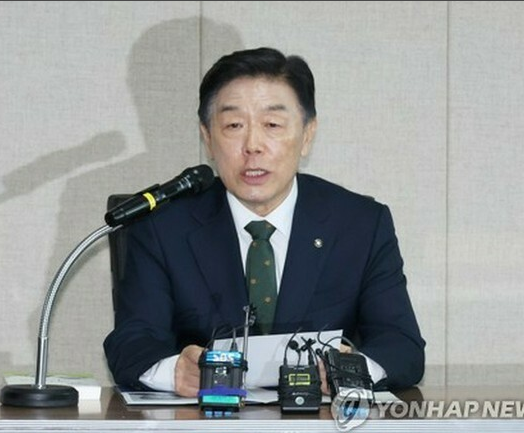 植民地時代の韓国国民の国籍を問う質問に「植民地時代の国籍は日本」非難浴びる独立記念館長