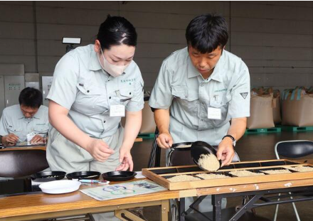 【令和の米騒動】関東のみなさん、お待たせしました！新潟県産米の早生品種「つきあかり」上越市から行きまーす！