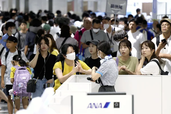 【北海道】新千歳空港で不明のハサミ、店舗内で発見…保安検査やり直しで遅れ２０１便・欠航３６便