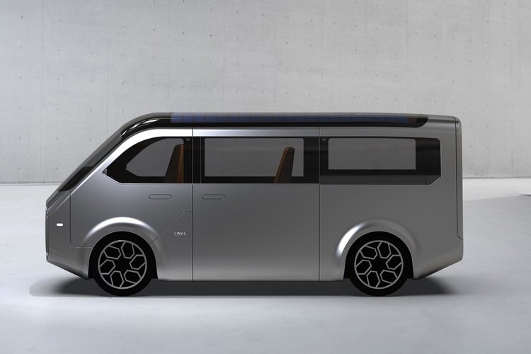 【自動車】シャープがEV「LDK＋」発表、一般販売も視野。65V型画面装備で「リビングの拡張」