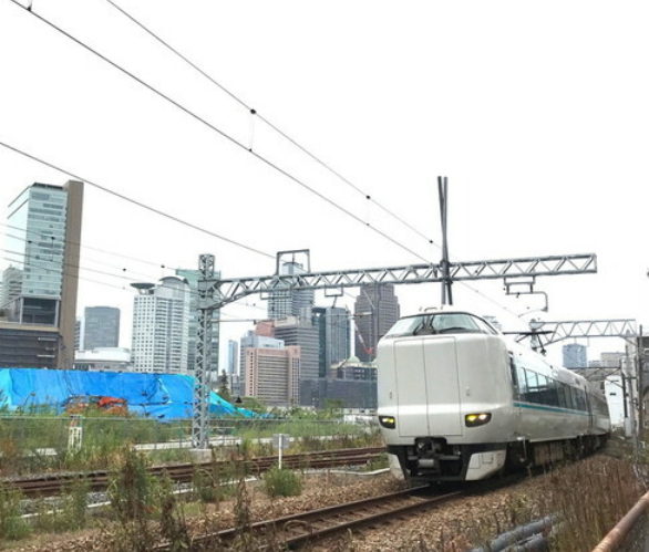 ここ「貨物駅」だったよな… スゴイ変貌ぶり！「西日本最大のターミナル」駅前に“圧倒的な緑の空間”いよいよオープン