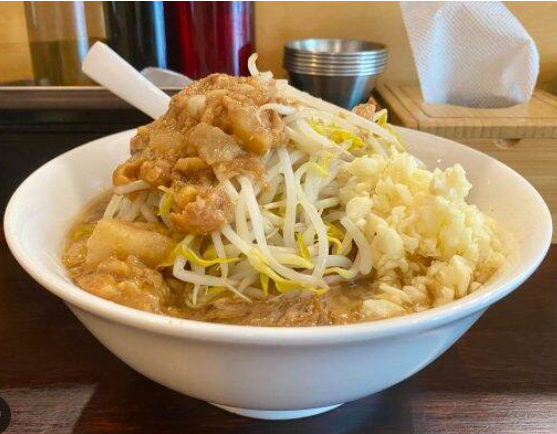 【SPA!】 “ラーメン二郎を150杯食べた”韓国人がソウルで営むラーメン店。「日本のジロリアンも満足する一杯を」