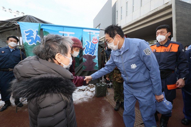 【岸田首相】「とんでもない野郎だ」岸田文雄首相、能登訪問で「頑張りましょう」直後の大雨災害スルーし“卒業旅行”「永久に帰らなくていい」非難轟々