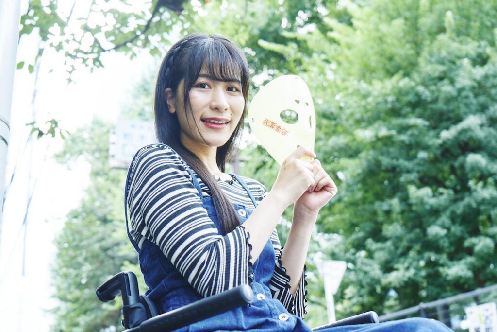 【アイドル】32歳車いすアイドル、京都地下鉄ラッピング「性的」の声に「何がダメなのか全くわからない」