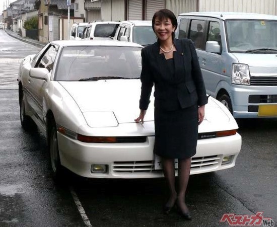 【愛車】総裁選出馬で注目！高市早苗議員まさかのスポーツカー好きだった！「70スープラ好き、22年間乗った」