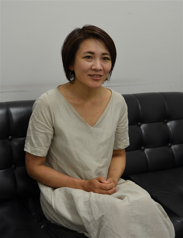 【朝日新聞】作家・北原みのり「総裁選で高市さんが負けた。それは高市さんが女であることよりも極右であるからだ！！安倍のせいで…マスコミの自由も、隣国との親密な関係も…失ったのだ」