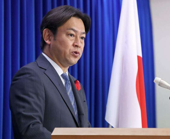 「紙の保険証絶対廃止」厚労相