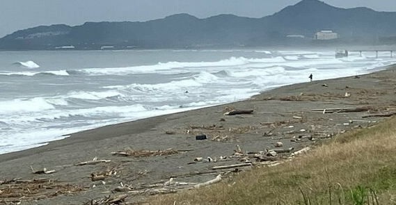 【宮崎】サーフィン大会で選手の男性(57)がおぼれ死亡