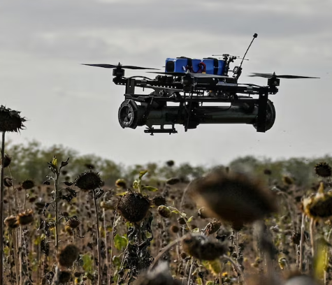 ウクライナ、太陽光で半永久的に殺戮と補給を続けるAIドローンの自国生産を開始