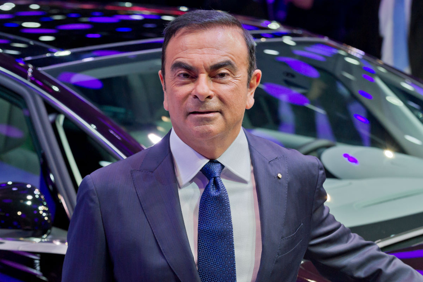 ゴーン被告…お薦めの車を尋ねられ答える