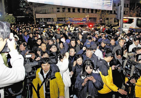 修学旅行で韓国ソウルを訪れている大分県立別府翔青高校教頭「何事もなく帰ってきてほしい」