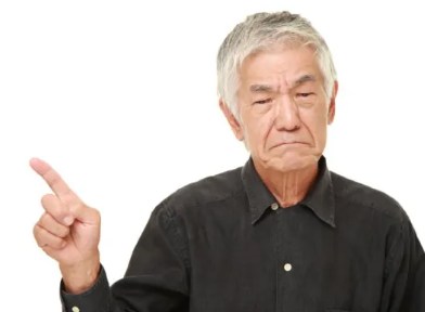 【定期】【悲報】高齢者「セルフレジやめろ！店側の最低限の誠意も感謝も感じない」