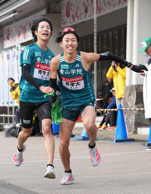 【箱根駅伝】青学大が山区間でダブル区間新の快挙…　2位との差は3分50秒へ　総合優勝へ大前進