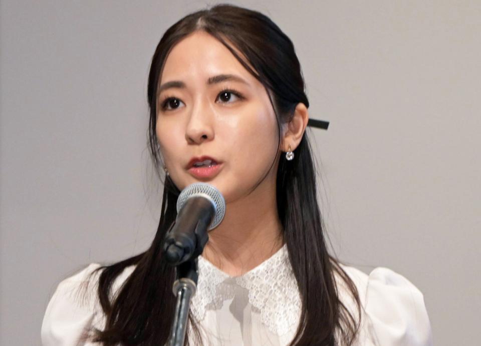 【テレビ】新年からうっとり…ＴＢＳ田村真子＆日比麻音子アナ、振袖姿が艶やかすぎて　「ドリーム東西」で花添える