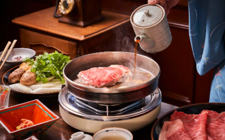 日本のすき焼き店で食事をしたチャイナ、店員のあまりの態度に不満＝「問い詰めようと考えたが…」